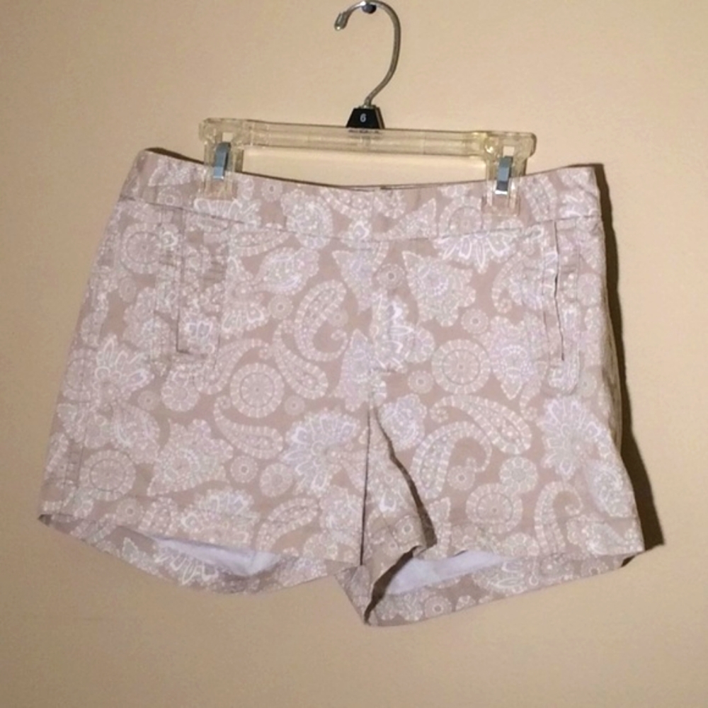 Beige GAP Stretch Shorts